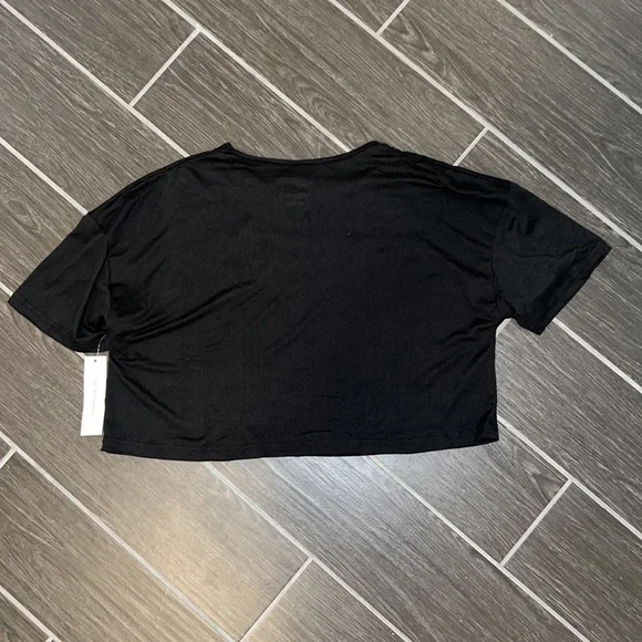 NWT BCBG Crop Logo Tee L - Picture 4 of 4